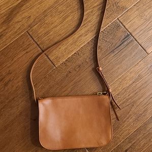 Madewell Leather Crossbody purse in English Saddle